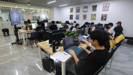 新华视点 | “1胎99子”？微短剧何时告别野蛮生长？